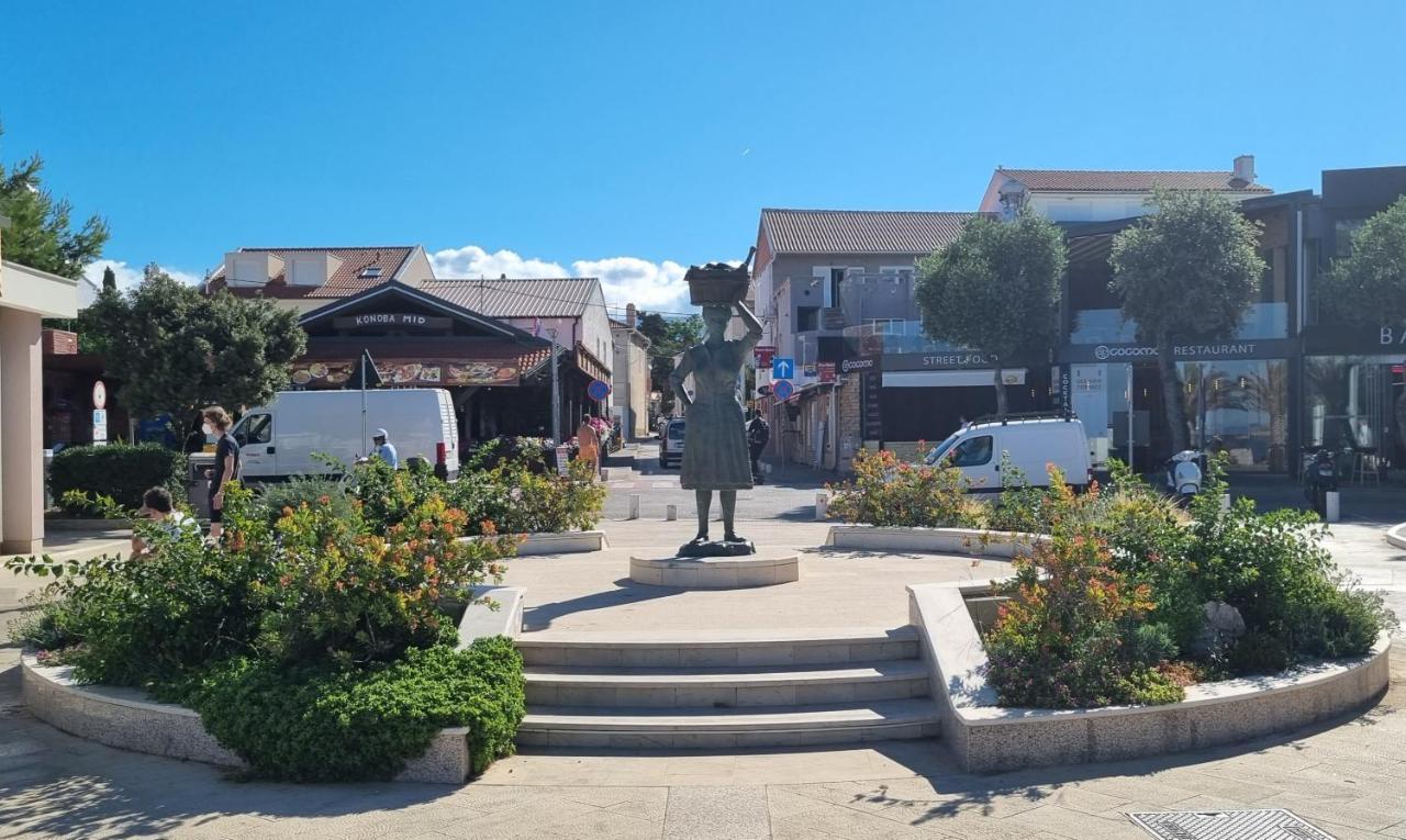 Florena Novaglia Esterno foto
